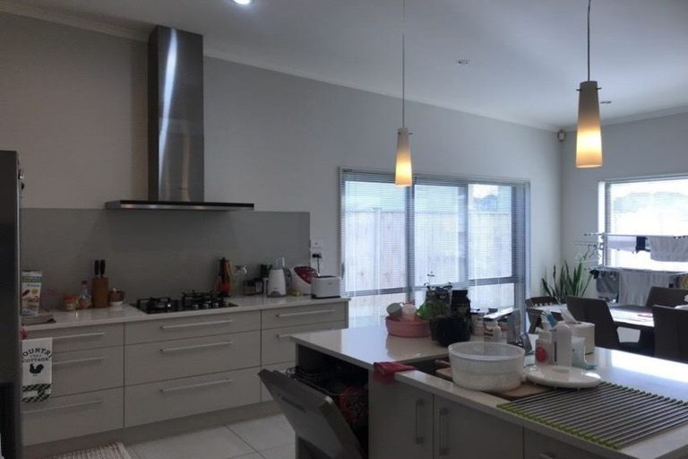 Photo of property in 69 Costa Viva Crescent, Karaka, Papakura, 2113