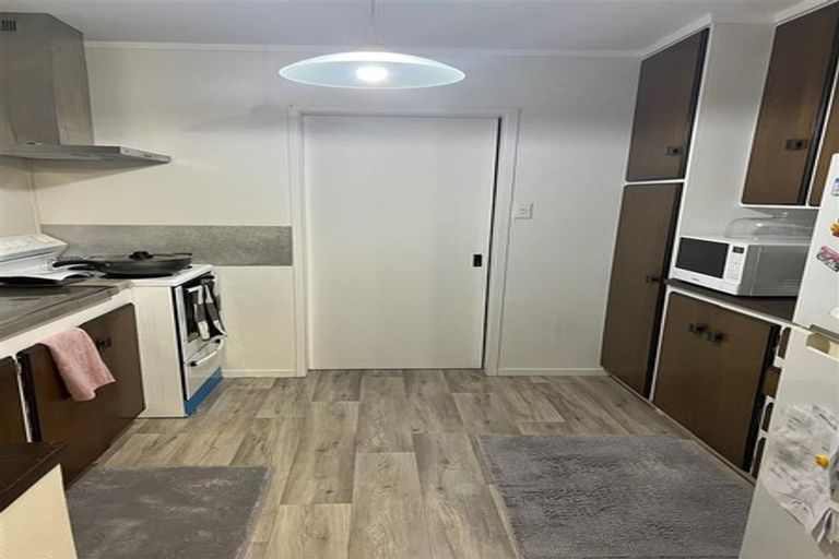 Photo of property in 1/61 Butley Drive, Farm Cove, Auckland, 2012