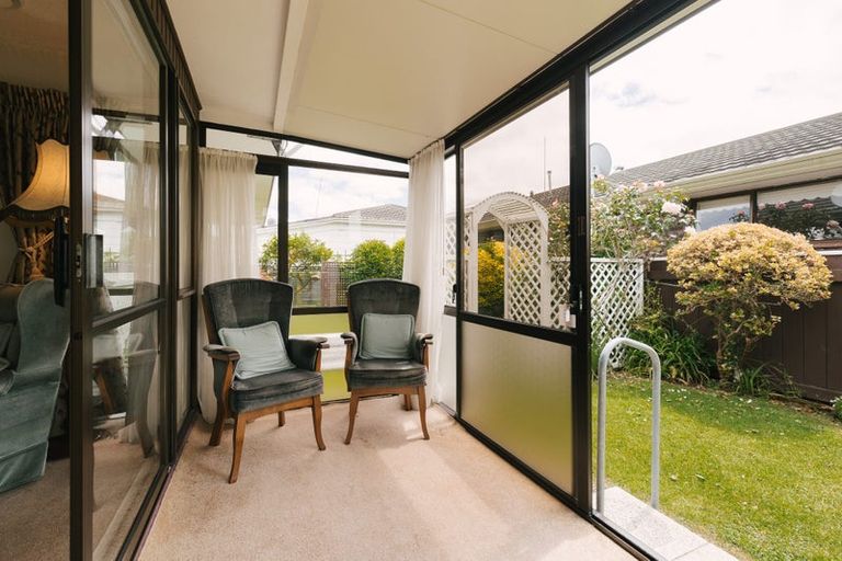 Photo of property in 4 Mcarthur Street, Terrace End, Palmerston North, 4410