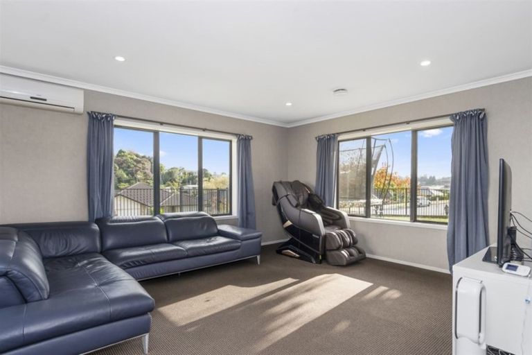 Photo of property in 2 Danny Place, Pyes Pa, Tauranga, 3112