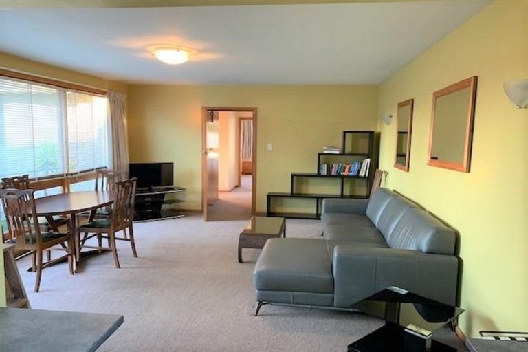 Photo of property in 1/46 Wilsons Road South, Saint Martins, Christchurch, 8022