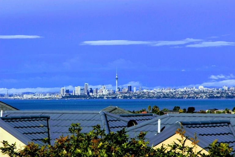 Photo of property in 147a Hobsonville Road, West Harbour, Auckland, 0618