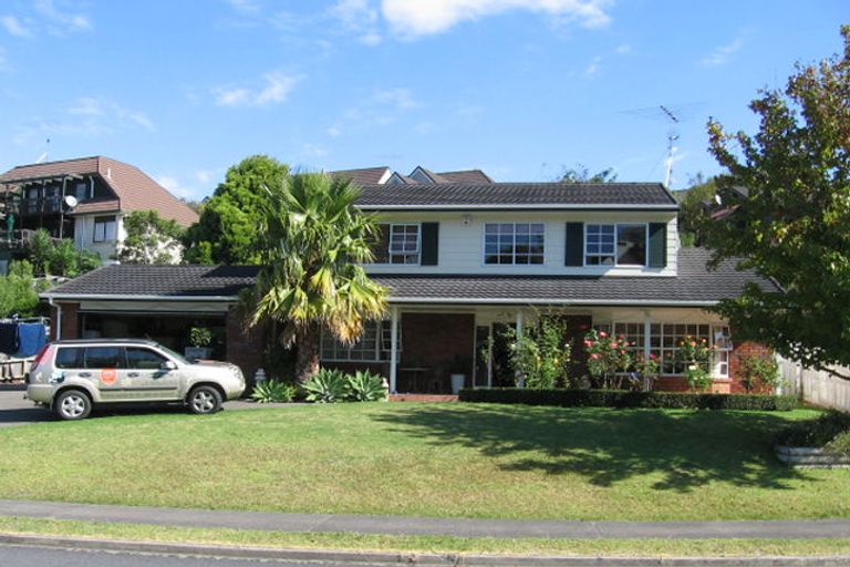 Photo of property in 6 Penguin Drive, Murrays Bay, Auckland, 0630
