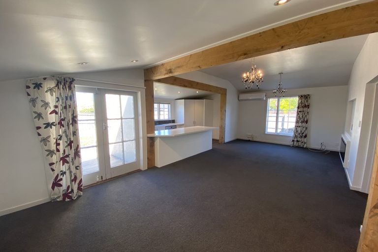 Photo of property in 180 Springfield Road, St Albans, Christchurch, 8014