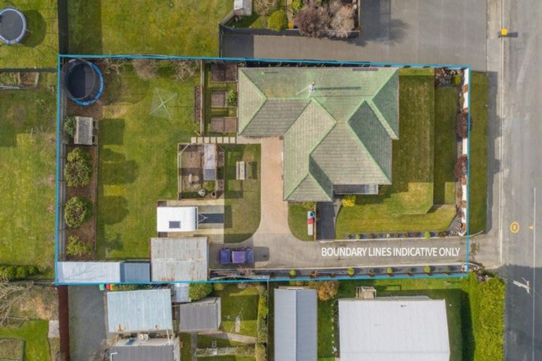 Photo of property in 6 Cambridge Street, Kensington, Timaru, 7910