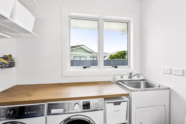 Photo of property in 56 Salisbury Street, Levin, 5510