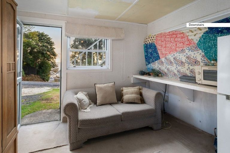 Photo of property in 11 Adams Road, Thornton Bay, Thames, 3575