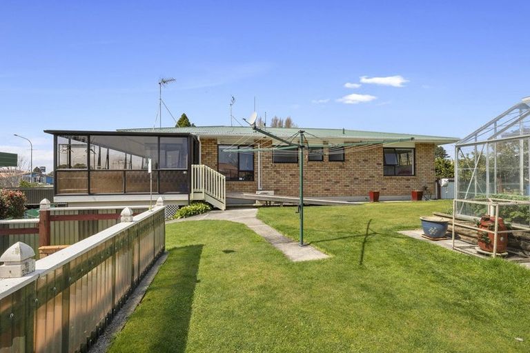 Photo of property in 5 Whakapaki Street, Urenui, 4375