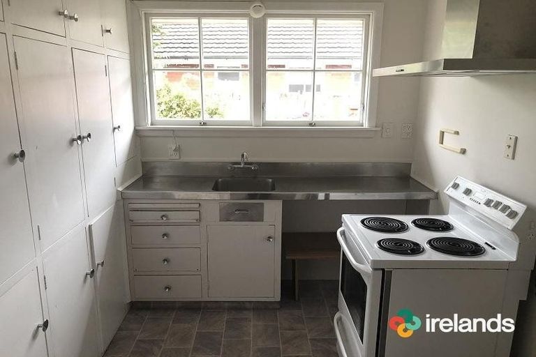 Photo of property in 2/26 Hampton Place, Burnside, Christchurch, 8053