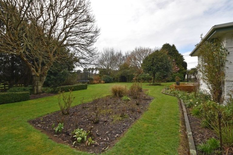 Photo of property in 46 Leonard Road, West Plains, Invercargill, 9874