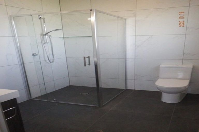 Photo of property in 25 O'farrell Drive, One Tree Point, 0118