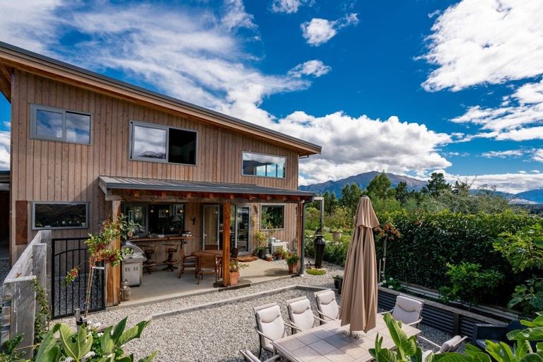 Photo of property in 15 Fort Place, Hawea Flat, Wanaka, 9382