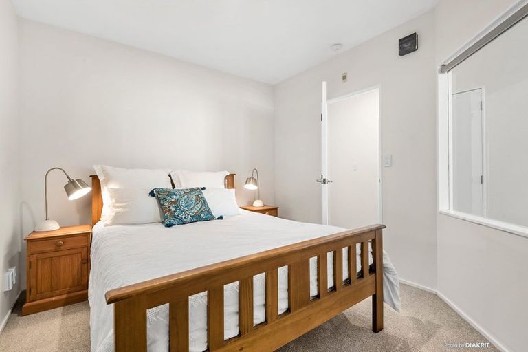 Photo of property in St Peters Apartments, 9c/192 Willis Street, Te Aro, Wellington, 6011