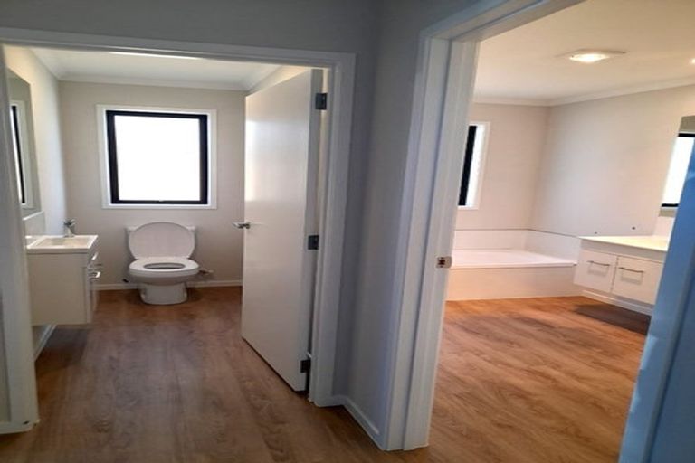 Photo of property in 51 Ridge Drive, Omokoroa, 3114