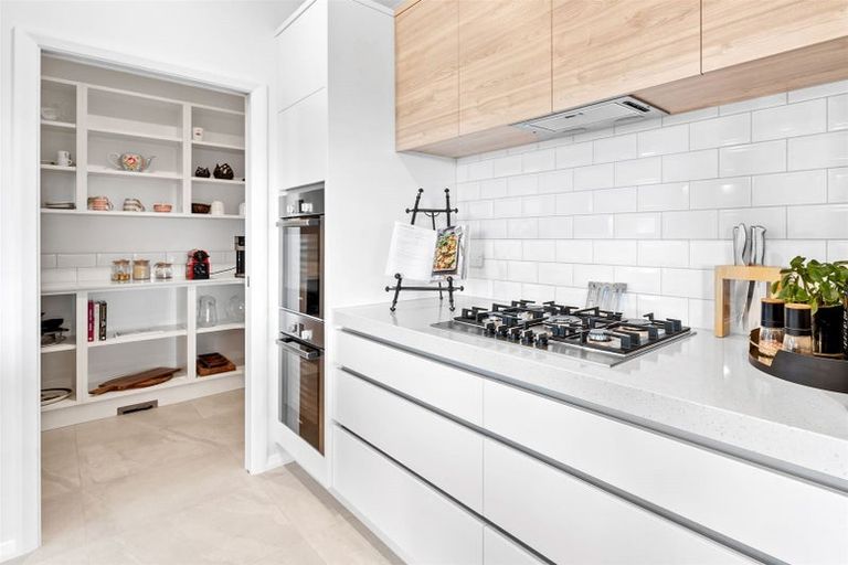 Photo of property in 96 Arran Point Parade, Orewa, 0931