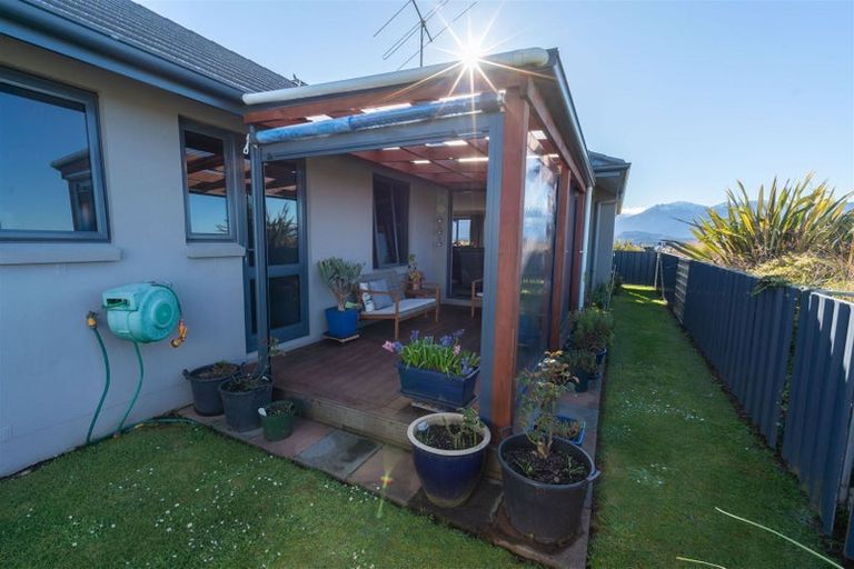 Photo of property in 12 Tawera Place, Te Anau, 9679