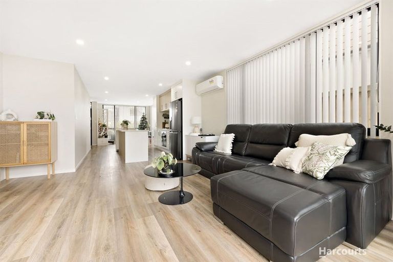 Photo of property in 68 Seafarer Crescent, Stanmore Bay, Whangaparaoa, 0932
