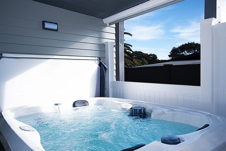 Photo of property in 32 Totara Heights Way, Paihia, 0200