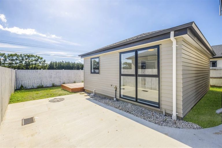 Photo of property in 16a Bliss Court, Takanini, 2110