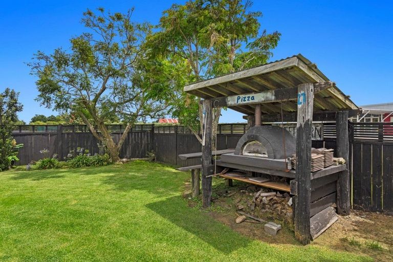 Photo of property in 73 Keepa Road, Coastlands, Whakatane, 3191