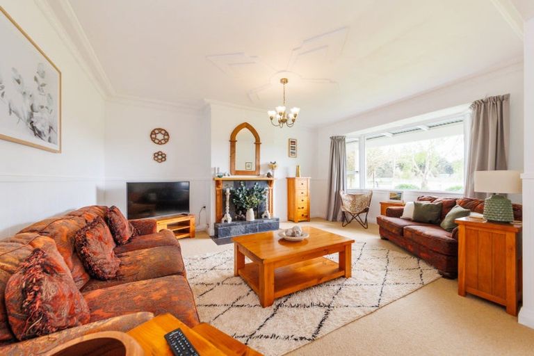 Photo of property in 283 Forlong Road, Colyton, Feilding, 4775