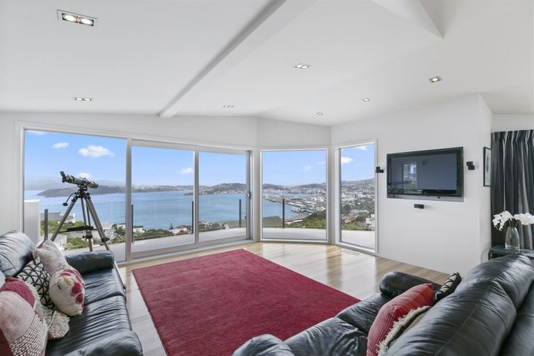 Photo of property in 99 Jubilee Road, Khandallah, Wellington, 6035