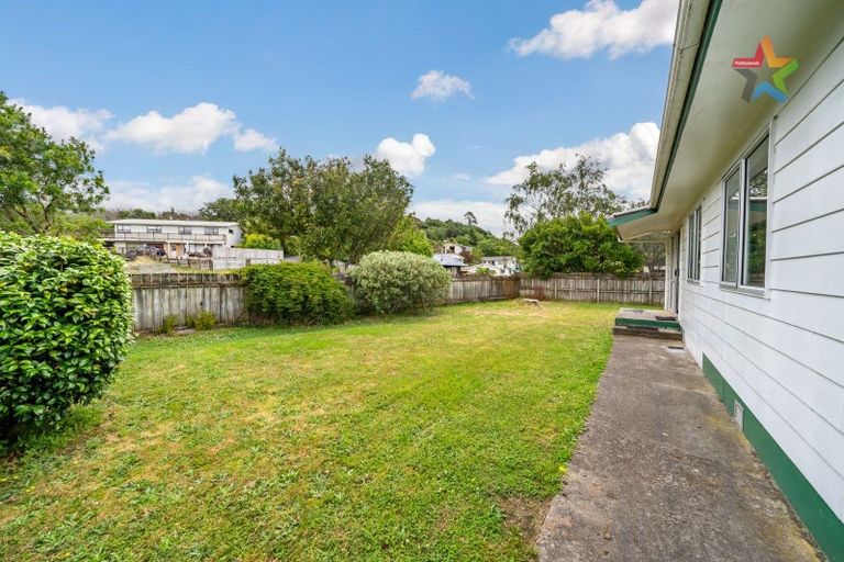 Photo of property in 3 Moonstone Grove, Birchville, Upper Hutt, 5018
