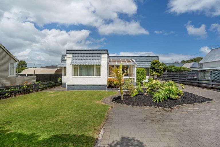 Property details for 1/6 Shakespeare Road, Milford, Auckland, 0620