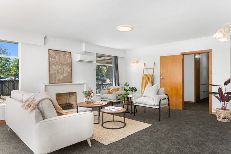 Photo of property in 2 Moorpark Place, Ilam, Christchurch, 8041