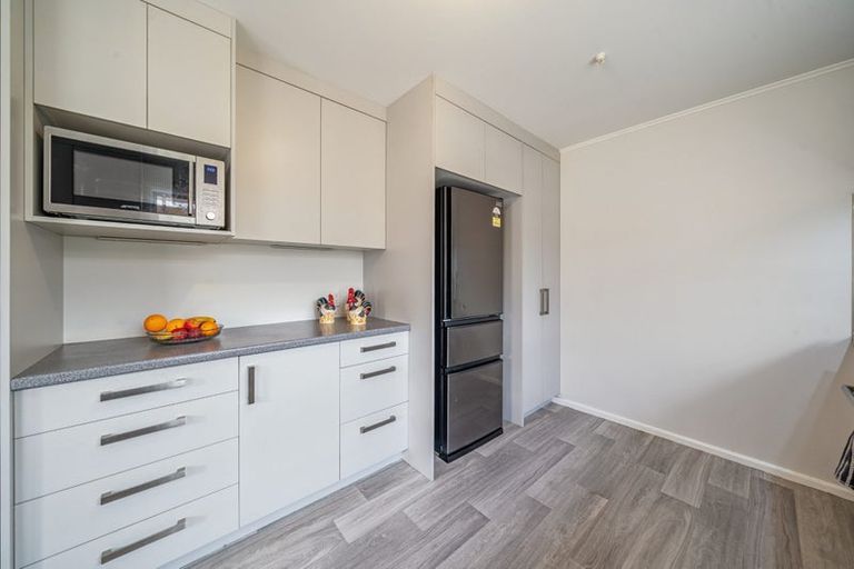 Photo of property in 95 Hine Road, Wainuiomata, Lower Hutt, 5014