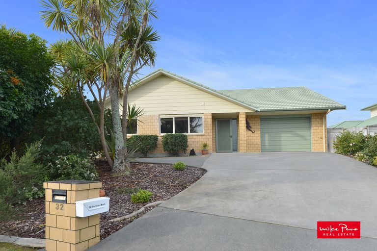 Photo of property in 32 Markson Avenue, Onerahi, Whangarei, 0110