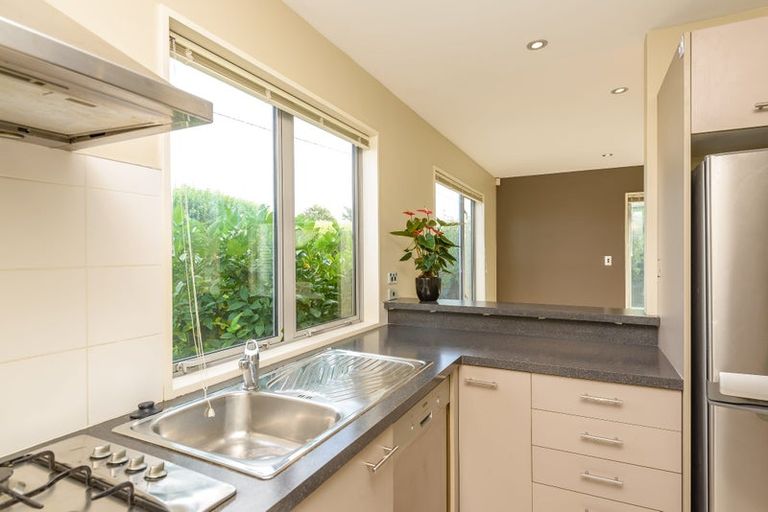 Photo of property in 94 Packe Street, Edgeware, Christchurch, 8013