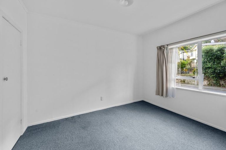 Photo of property in 39 Faraday Street, Hospital Hill, Napier, 4110