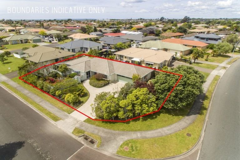 Photo of property in 2 Lasiandra Place, Mount Maunganui, 3116