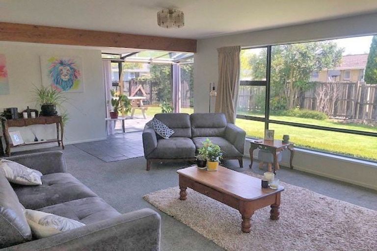 Photo of property in 14 Taiaroa Place, Southbridge, 7602