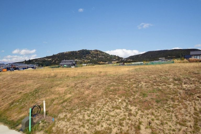 Photo of property in 7 Bargour Street, Wanaka, 9305