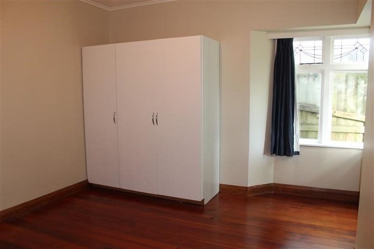 Photo of property in 13 Townsend Road, Miramar, Wellington, 6022