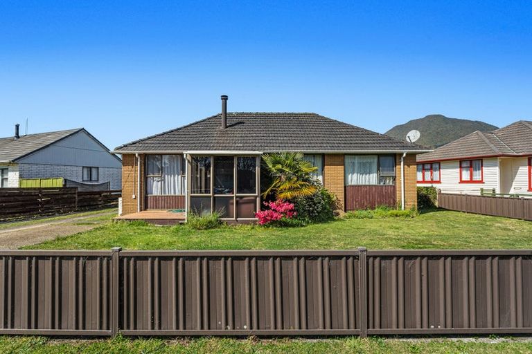 Photo of property in 13 Domett Street, Kawerau, 3127