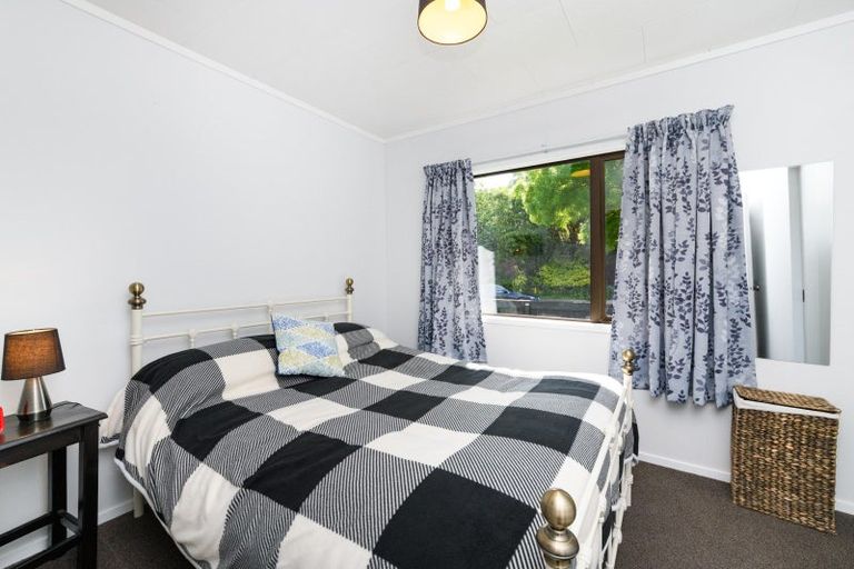 Photo of property in 66 Geraldine Crescent, Cloverlea, Palmerston North, 4412