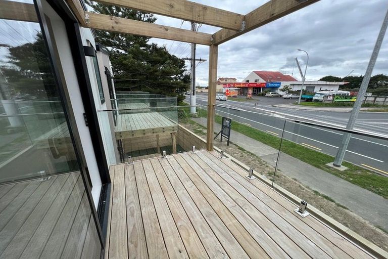 Photo of property in 1b Matakohe Road, Westgate, Auckland, 0814