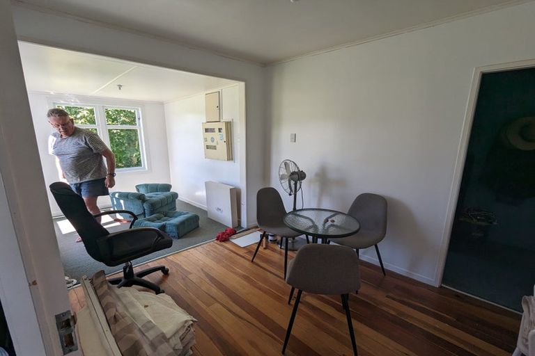 Photo of property in 9 Rangatira Road, Te Karaka, 4022