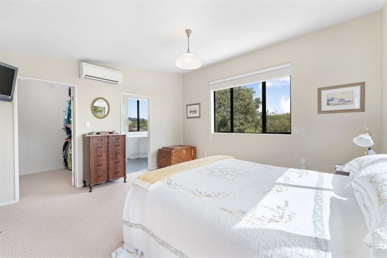 Photo of property in 50 Rosella Grove, Waimauku, 0812