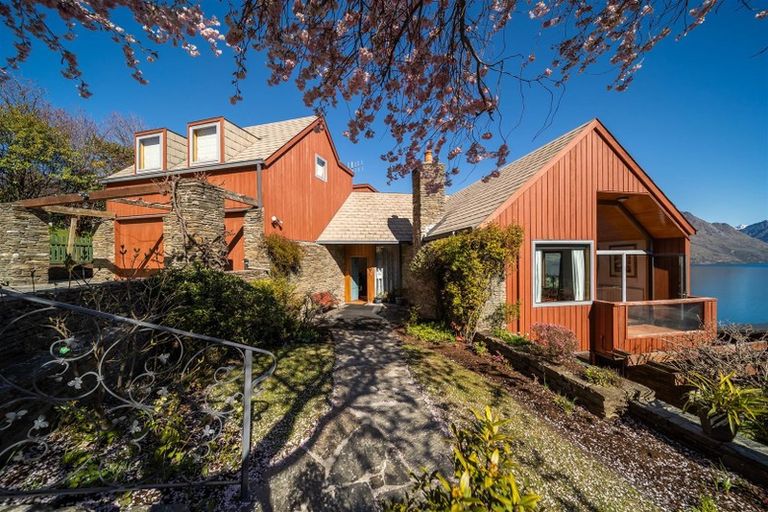 Photo of property in 33 Edinburgh Drive, Queenstown, 9300