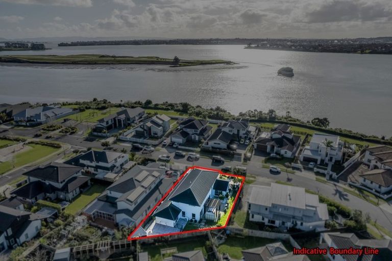 Photo of property in 6 Milano Boulevard, Karaka, Papakura, 2113