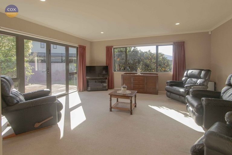 Photo of property in 7 Thode Place, Greenmeadows, Napier, 4112