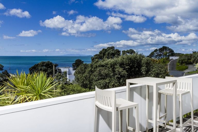 Photo of property in 29 Whitby Crescent, Mairangi Bay, Auckland, 0630