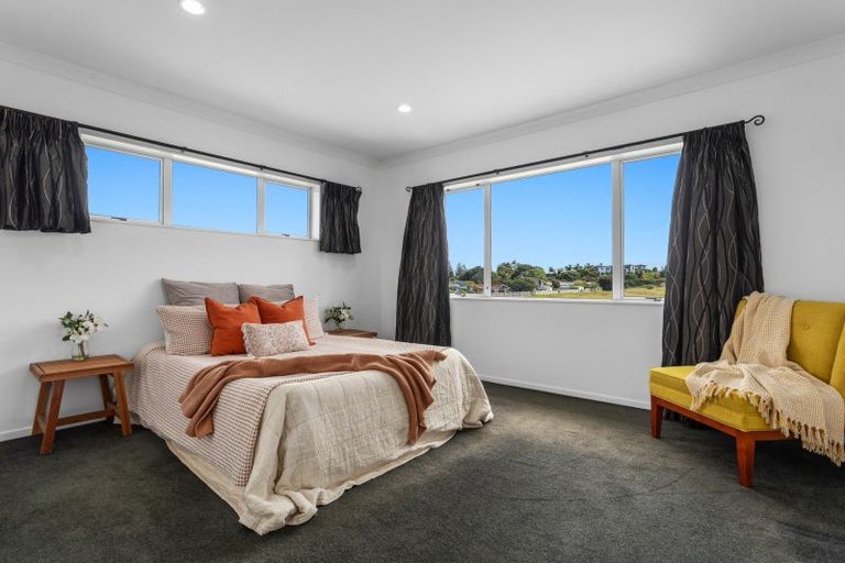 Photo of property in 34 Ohuirehe Road, Coastlands, Whakatane, 3120