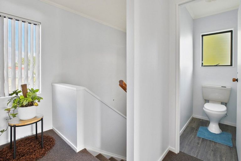 Photo of property in 9/55 Tuhikaramea Road, Dinsdale, Hamilton, 3204