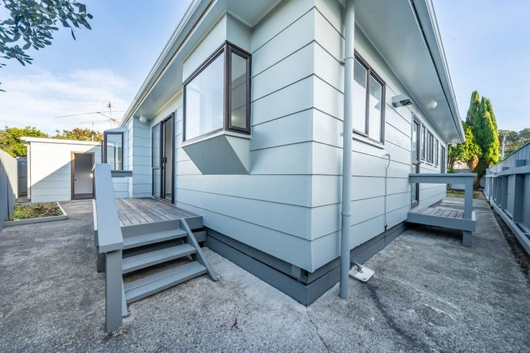 Photo of property in 2/1006 High Street, Avalon, Lower Hutt, 5011