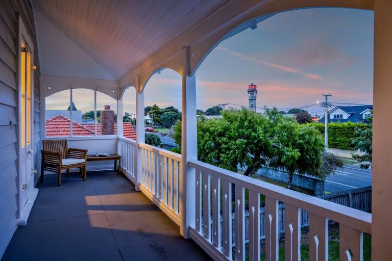 Photo of property in 68 Collins Street, Hawera, 4610